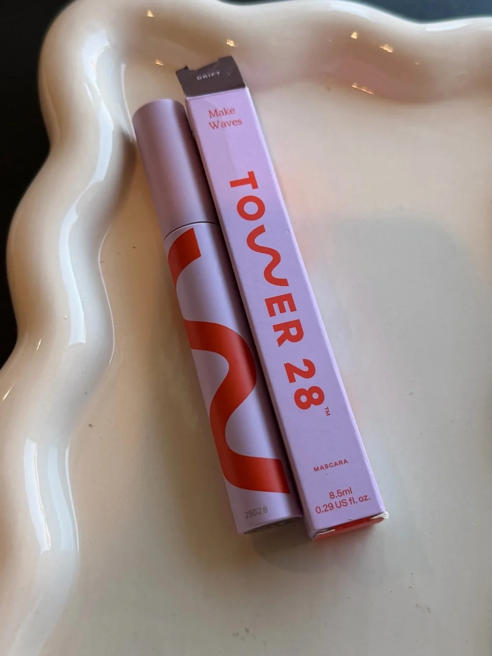 NIB TOWER 28 Full Size MakeWaves® Mascara - Drift (rich espresso brown)